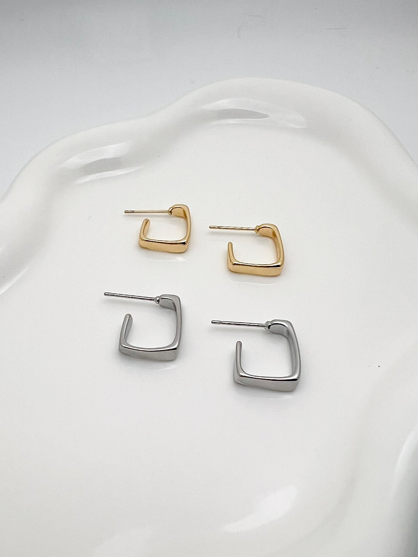 Square hoops