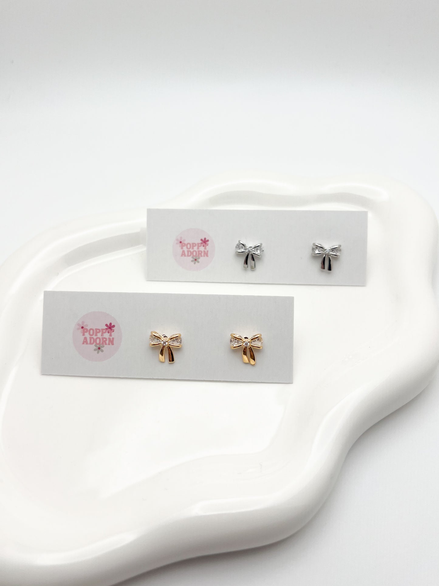 CZ bow stud